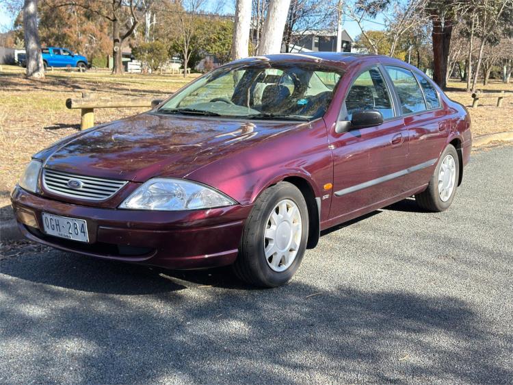 2000 FORD FALCON 4D SEDAN FORTE AUII