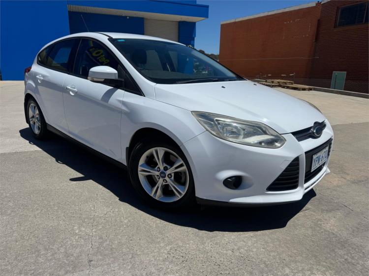 2011 FORD FOCUS 5D HATCHBACK TREND LW