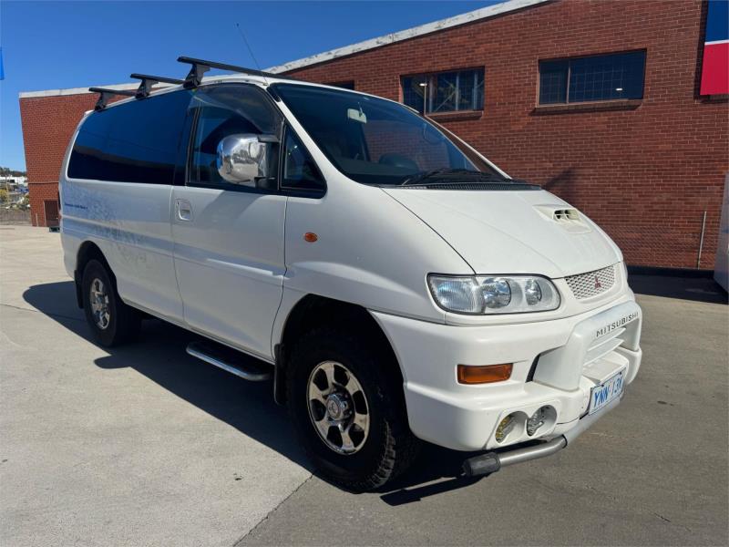 2000 MITSUBISHI DELICA 4D WAGON CHAMONIX (SPACEGEAR)