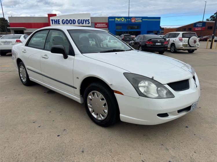 2004 MITSUBISHI MAGNA 4D WAGON ES TL