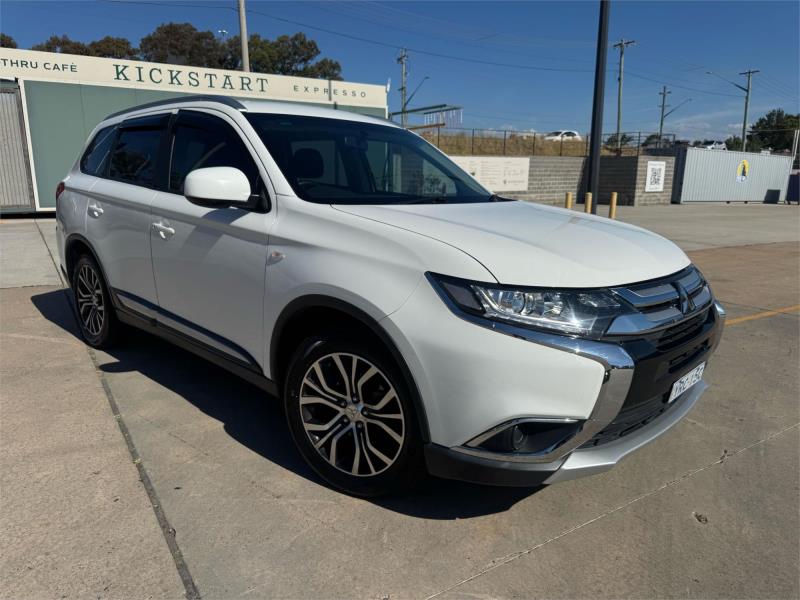 2018 MITSUBISHI OUTLANDER 4D WAGON ES 7 SEAT (2WD) ZL MY18.5