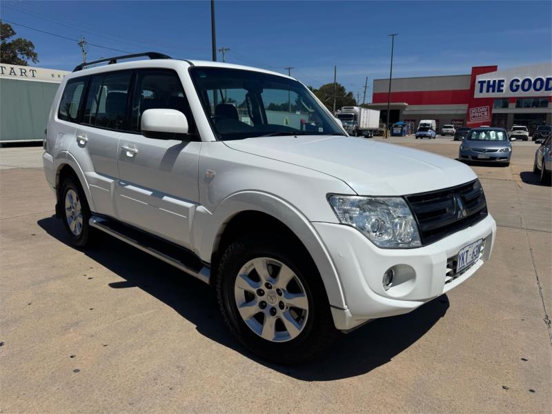 2013 MITSUBISHI PAJERO 4D WAGON GLX-R LWB (4x4) NW MY13