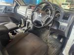 2011 MITSUBISHI PAJERO 4D WAGON GLX LWB (4x4) NT MY11