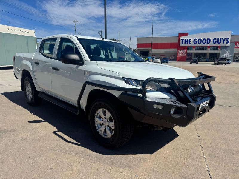 2013 MITSUBISHI TRITON DOUBLE CAB UTILITY GLX (4x4) MN MY13