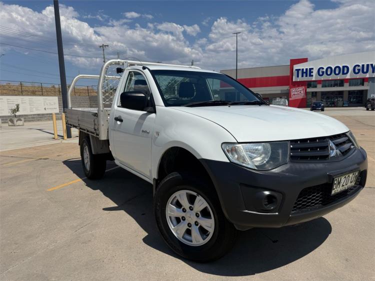 2011 MITSUBISHI TRITON C/CHAS GL MN MY12