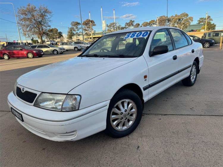 2001 TOYOTA AVALON 4D SEDAN CONQUEST MCX10R