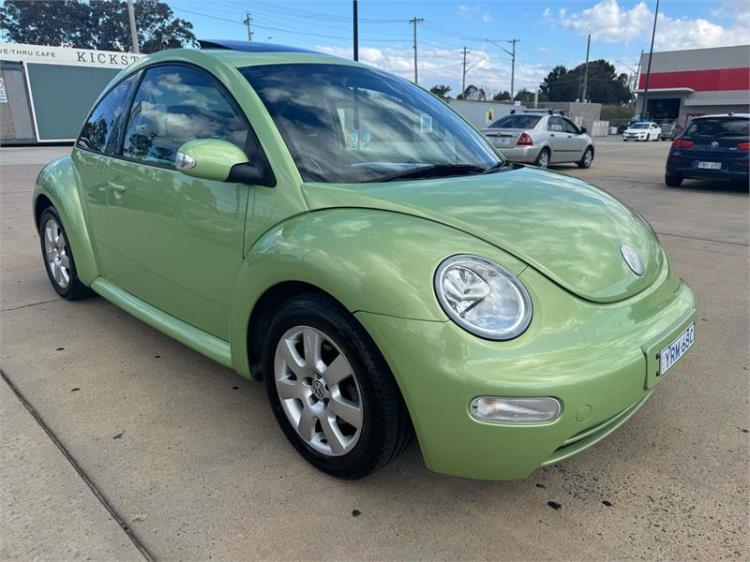 2004 VOLKSWAGEN BEETLE 3D HATCHBACK 2.0 IKON 9C