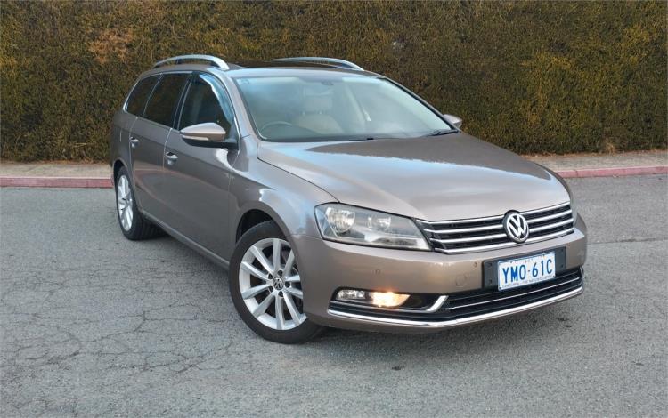 2011 VOLKSWAGEN PASSAT 4D WAGON 125 TDI HIGHLINE 3C MY10 UPGRADE