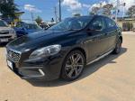 2015 VOLVO V40 5D HATCHBACK D4 CROSS COUNTRY M MY15